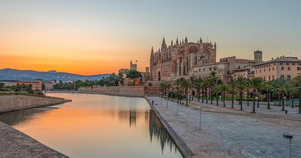 Abogados en Mallorca |  Carlos Castello
