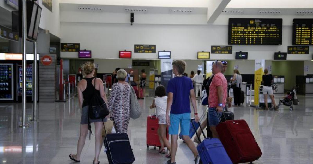 La UE eliminará el cobro por equipaje de mano