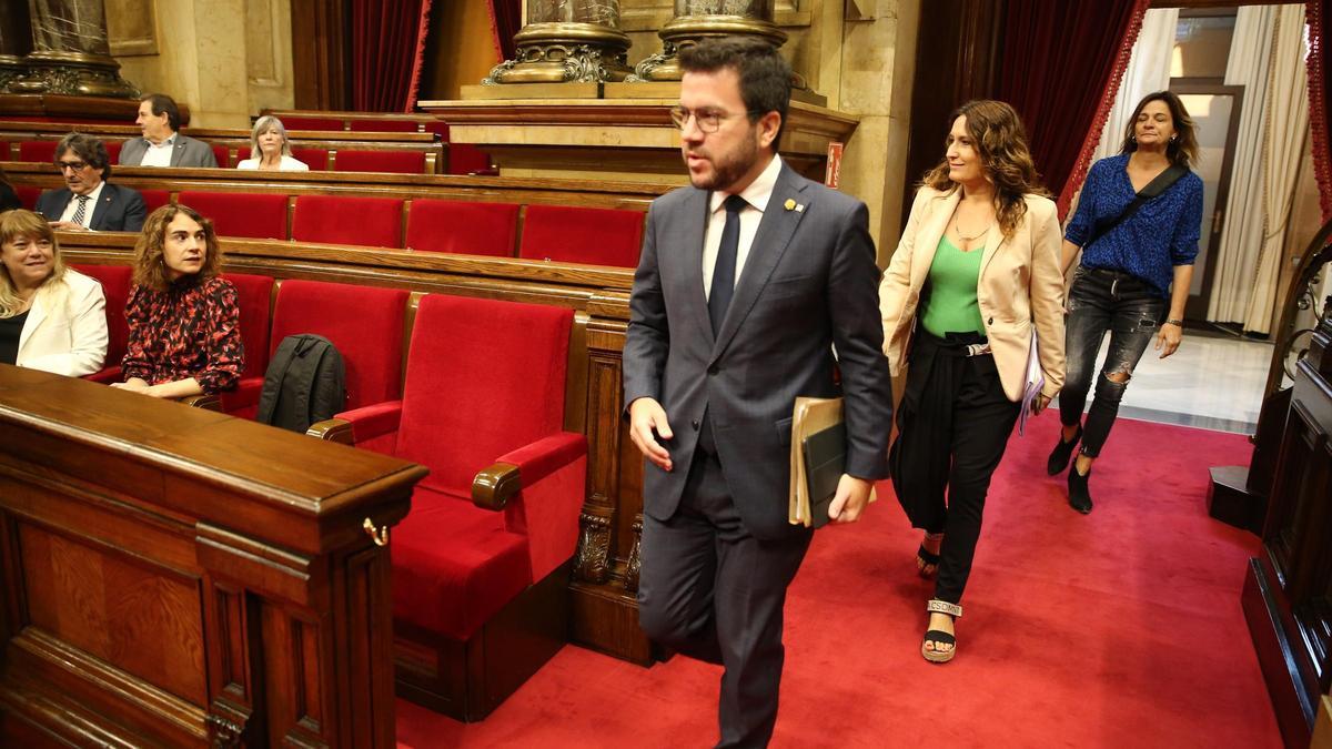 El Parlament aprobará hoy condicionar la investidura de Sánchez al impulso del referéndum