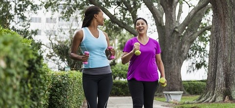 Cómo controlar el aumento de peso en la mediana edad |  Salud Corewell