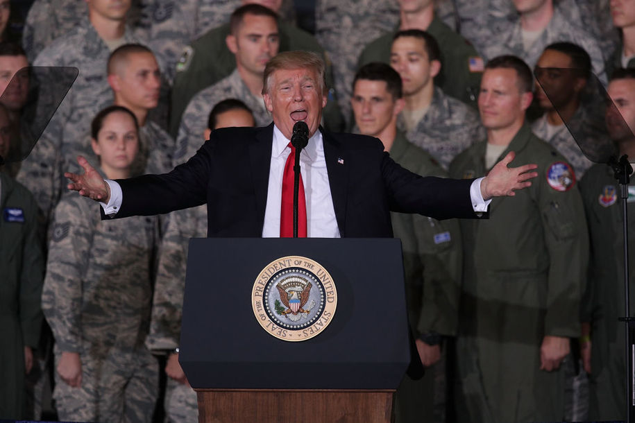 El desprecio de Trump por la gente humilde del ejército se hace evidente en nuevos informes
