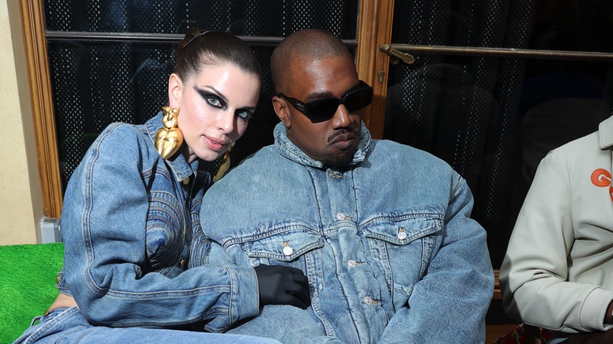 Julia Fox dice que su relación con Kanye West fue asexuada – Socialite Life