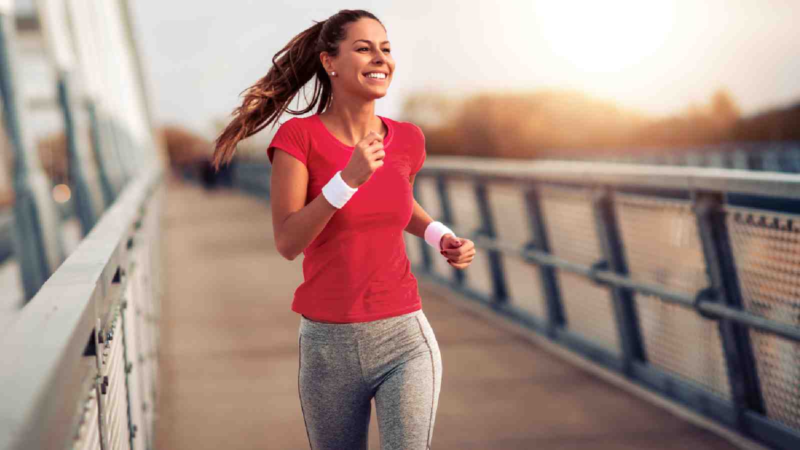 FITVII Fitness Tracker, reloj inteligente con monitor de presión arterial, frecuencia cardíaca y oxígeno en sangre 24 horas al día, 7 días a la semana, rastreador de sueño con contador de pasos de calorías, rastreador de actividad a prueba de agua IP68 para mujeres, hombres, Android IOS