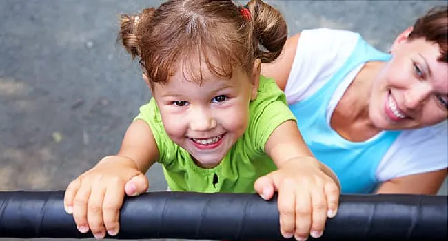 ¿Cómo puedo cuidar a mis hijos si soy padre con artritis reumatoide?
