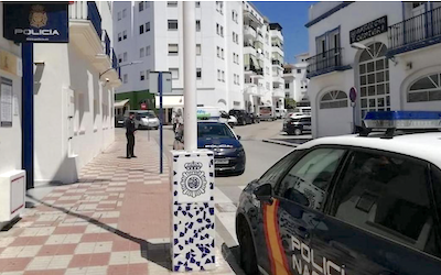Intentó quemar viva a su esposa