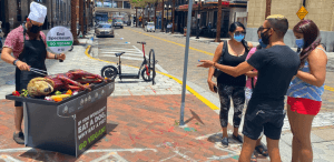 ¿Cerdo o cachorro?  PETA señalará que no hay diferencia al ‘hacer barbacoa’ a un ‘perro’