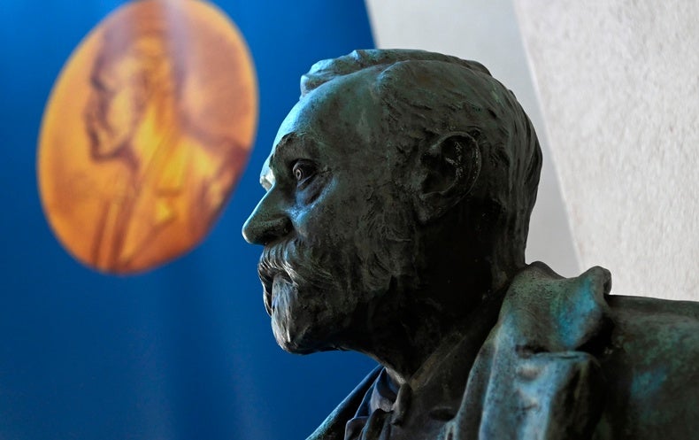 Los premios Nobel están tardando más en otorgar investigaciones innovadoras