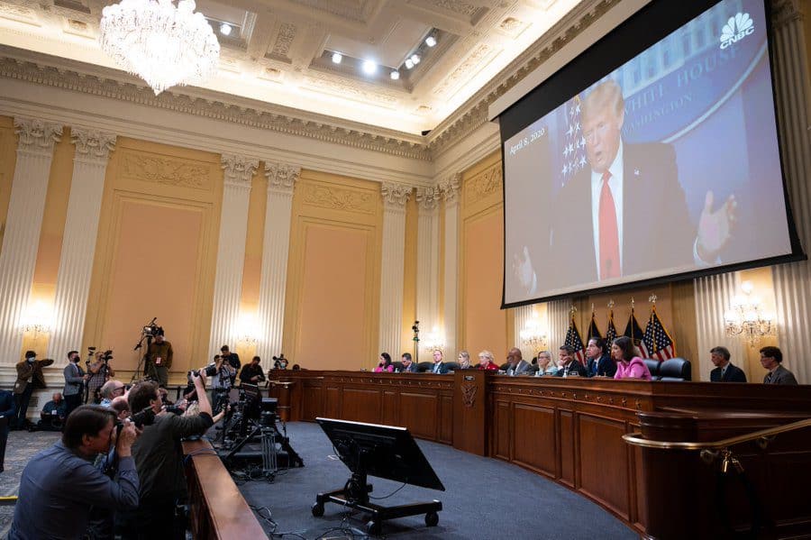 Trump está tratando de citar evidencia ‘faltante’ de 1/6 que parece no existir