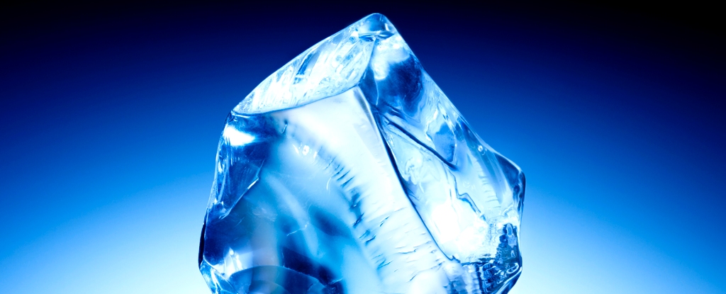 Se ha encontrado una extraña forma de hielo que solo se derrite a temperaturas extremadamente altas: ScienceAlert