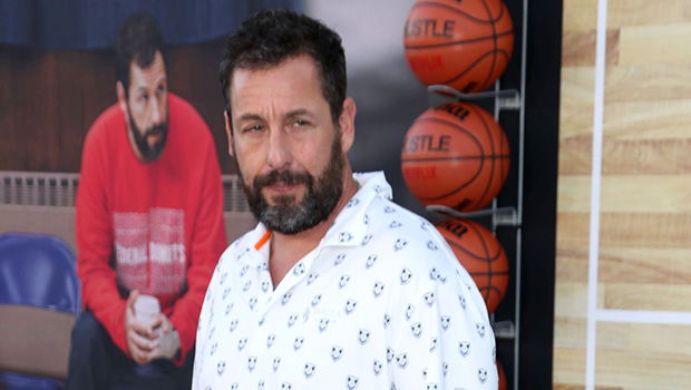 Adam Sandler detiene el programa para ayudar a un miembro de la audiencia: video – Hollywood Life