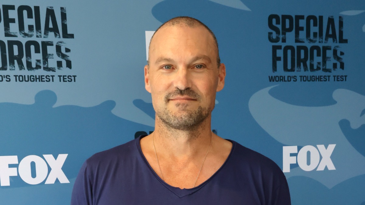 Brian Austin Green dice que criar a un hijo gay era ‘territorio desconocido’ – Socialite Life