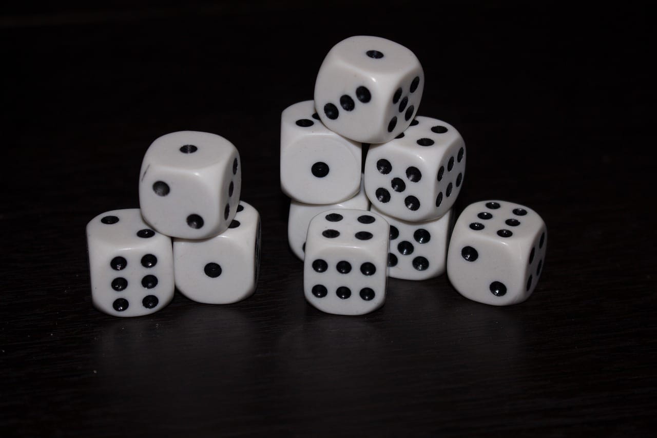 El papel de los RNG en los juegos de azar en línea: ¿Qué tan justos son los juegos?