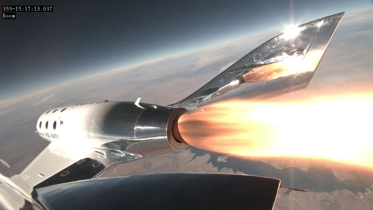 Conozca a la tripulación del quinto vuelo espacial comercial de Virgin Galactic que se lanzará el 2 de noviembre