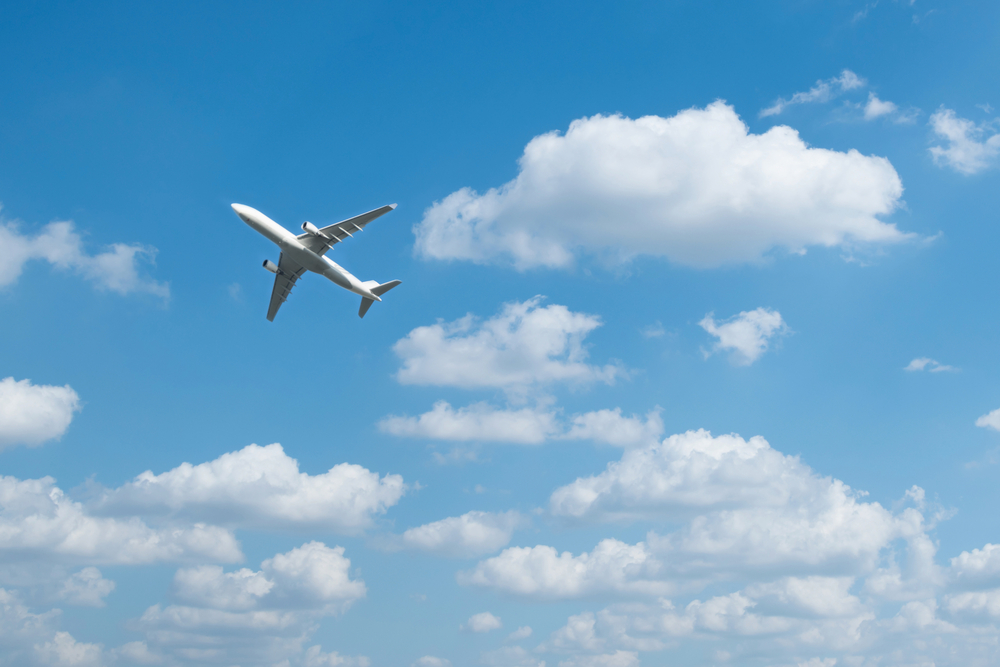 ¿Por qué un avión parece y se siente como si se moviera más lentamente de lo que realmente es?
