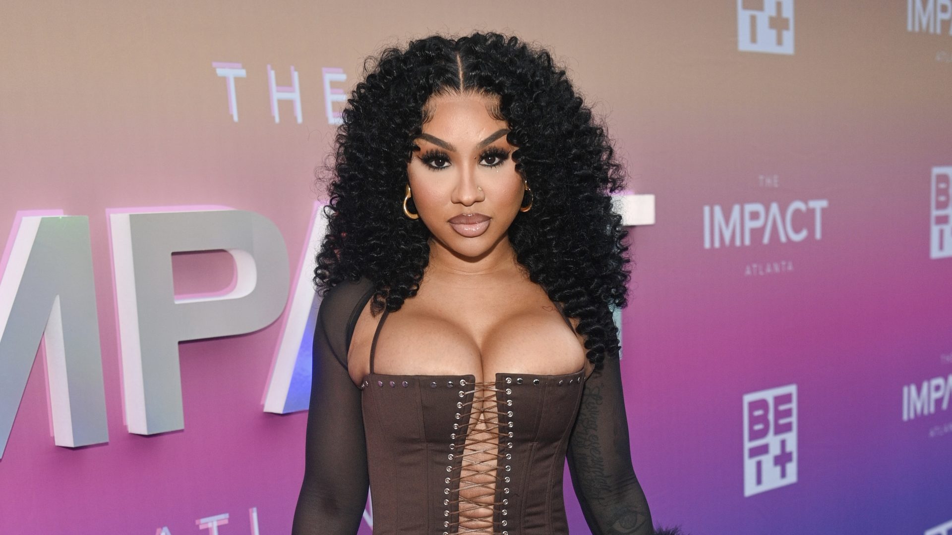 Ari Fletcher comparte momento vulnerable con su padre (vídeo)