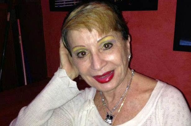 ÚLTIMA HORA: La leyenda de Benidorm, Sticky Vicky, muere a los 80 años: llegan homenajes a la artista con clasificación X amada por los turistas británicos