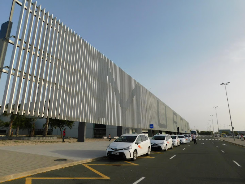 El aeropuerto de Corvera apuesta por las rutas de carga