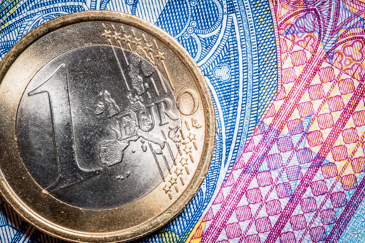 El EUR/USD enfrenta riesgos antes de los datos económicos