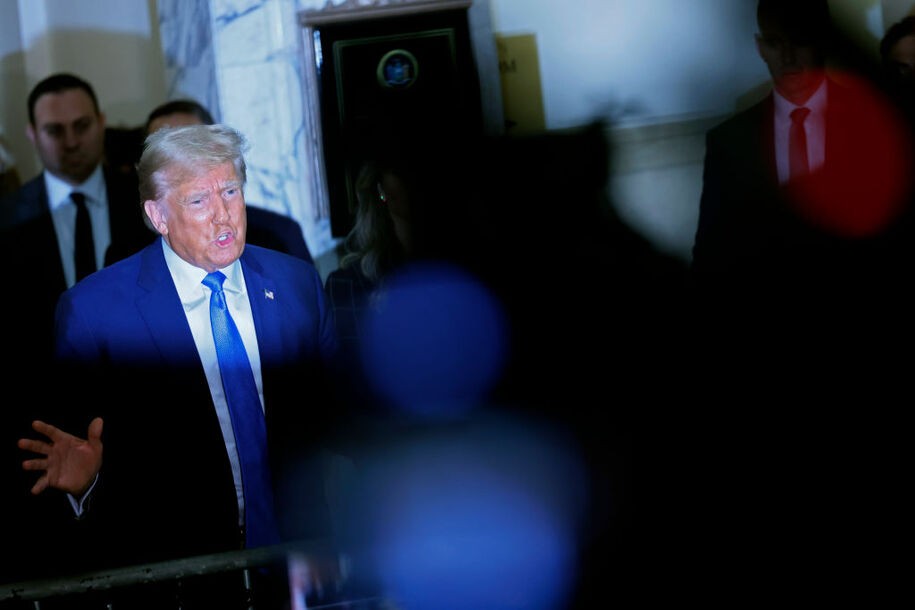El choque judicial de Trump, los extraños hábitos de Johnson