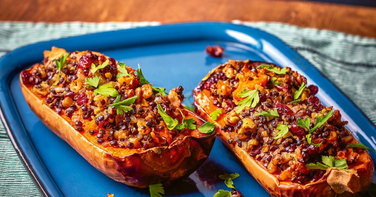 Recetas navideñas a base de plantas para corona de espinacas y calabaza