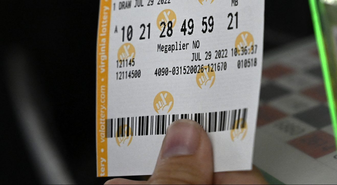 Virginia Woman Wins Online Lottery Game Twice One Week Scaled E1699653484202.jpg