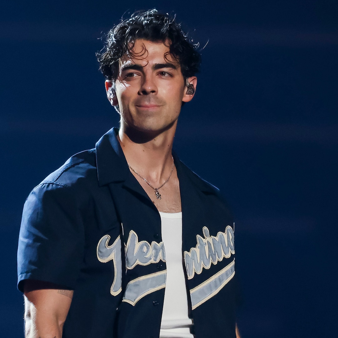 Joe Jonas reacciona cuando el guardia de seguridad de CVS dice que “parece loco”