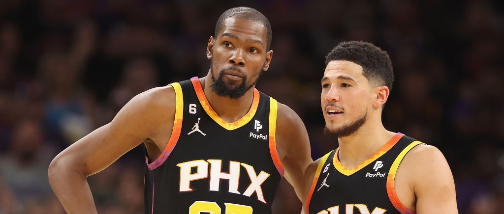 A Devin Booker le gusta que los equipos jueguen duro durante todo el juego para lograr una diferencia de puntos en el torneo de temporada