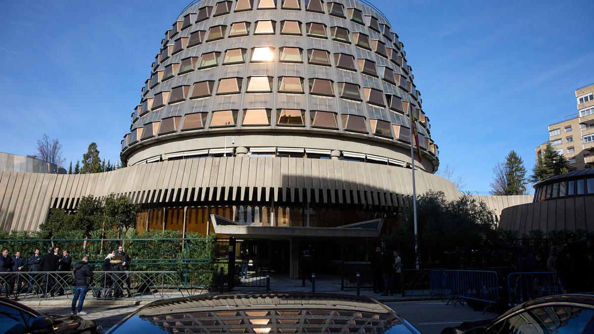 El TC empieza a recibir una batería de recusaciones para construir un tribunal a medida cara a la amnistía