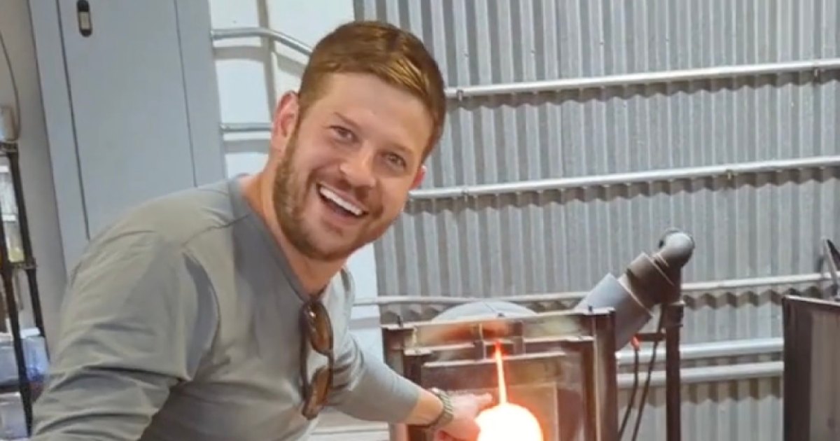 ¿Cory Miller de Good Bones todavía trabaja para Mina Starsiak Hawk?