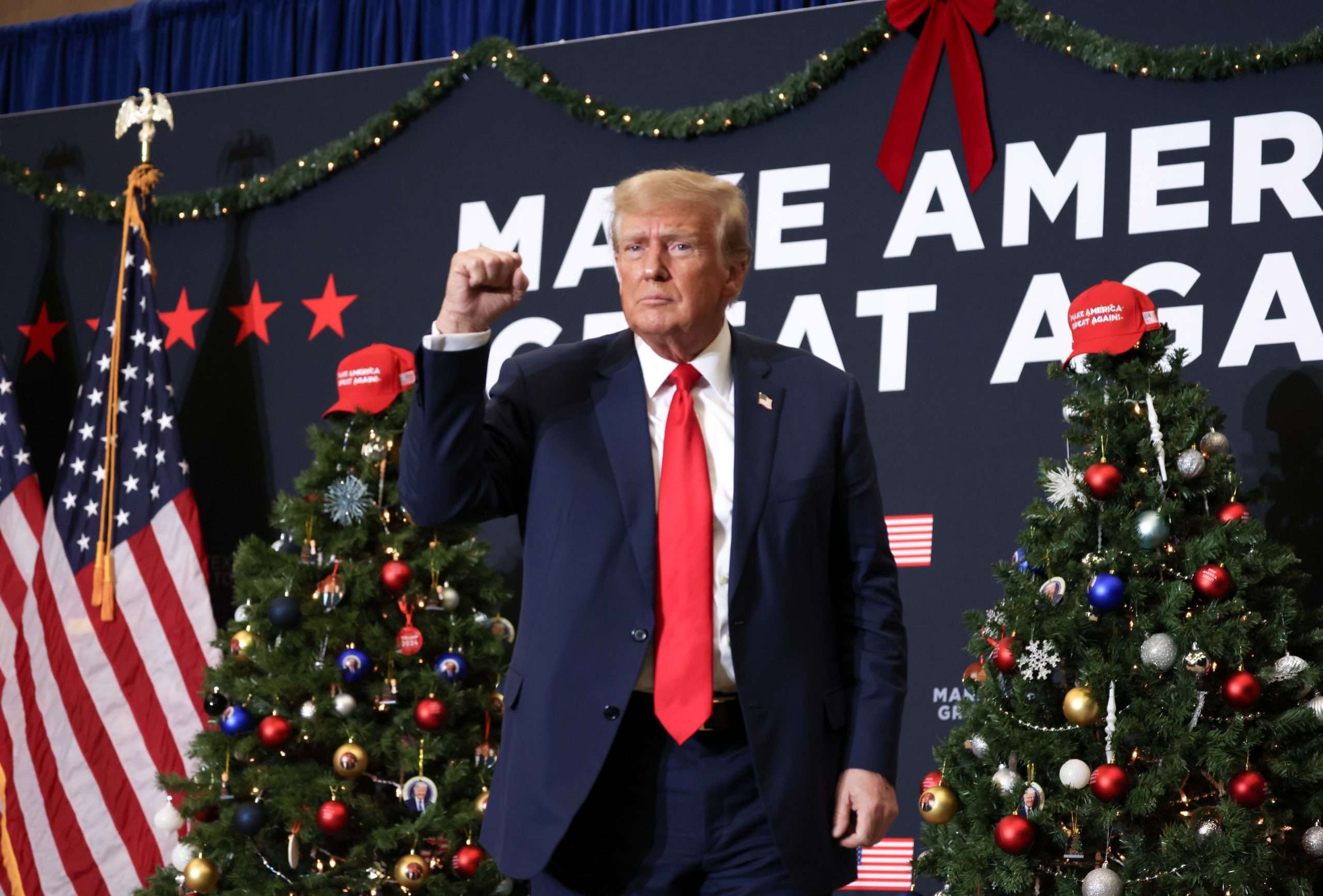 La promesa de Trump de ‘indemnizar’ a los policías ‘contra toda responsabilidad’ es absurda por dos razones