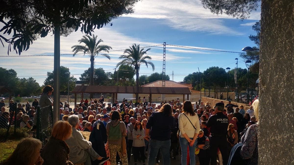 Los residentes lanzan patrullas de vigilancia en la Costa Blanca de España tras el aumento de los robos