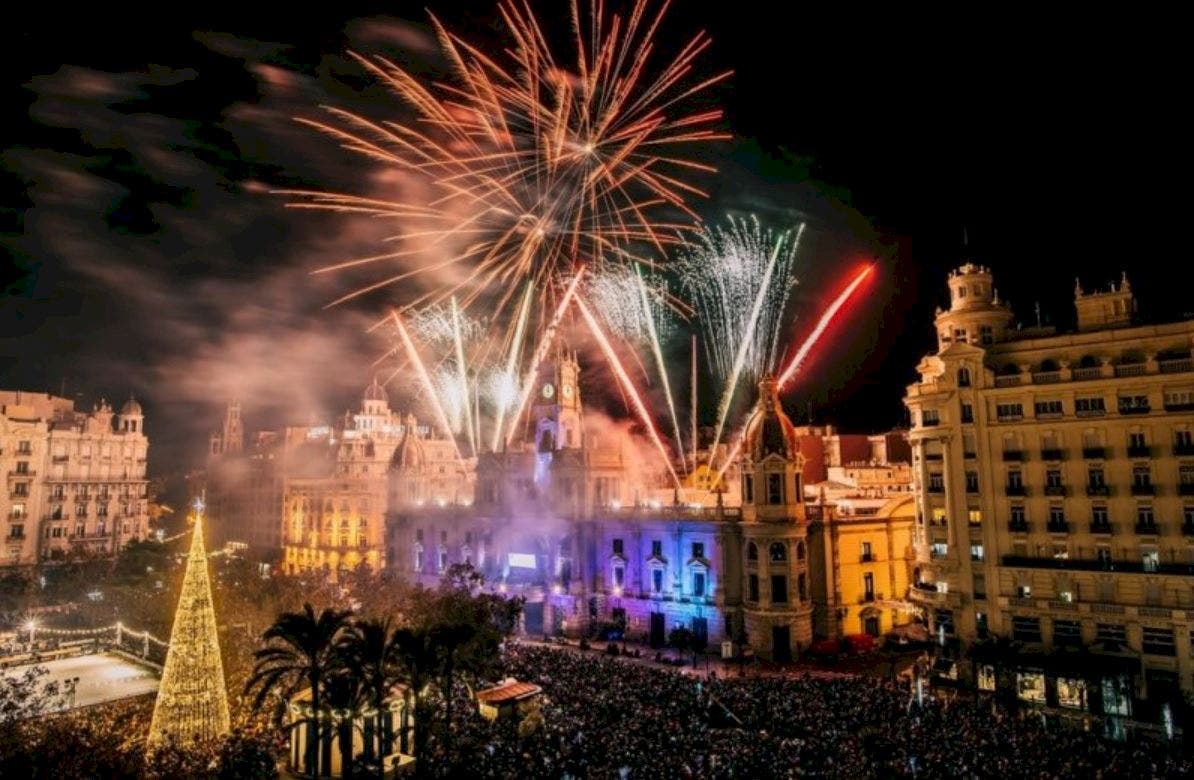 La Valencia española lanza el guante de fuegos artificiales de Año Nuevo a ciudades como Londres y Sídney