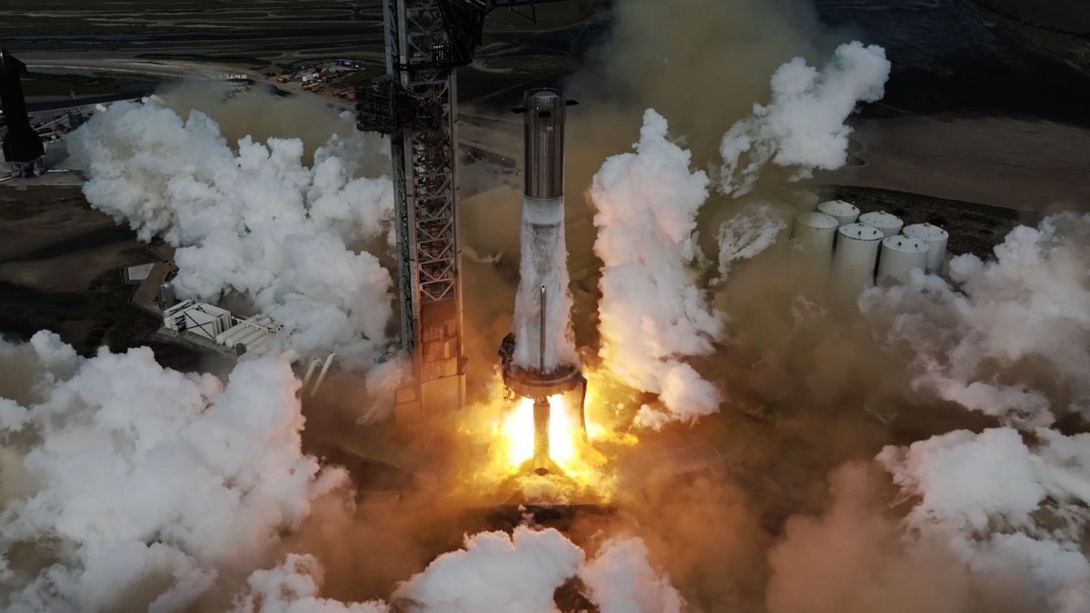 La prueba de SpaceX dispara un propulsor gigante Starship (y una nave espacial) para el tercer vuelo de prueba