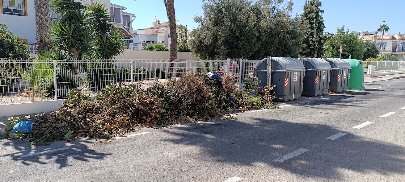 El alcalde de Torrevieja acusado de mentir sobre la multa por el contrato de eliminación de residuos