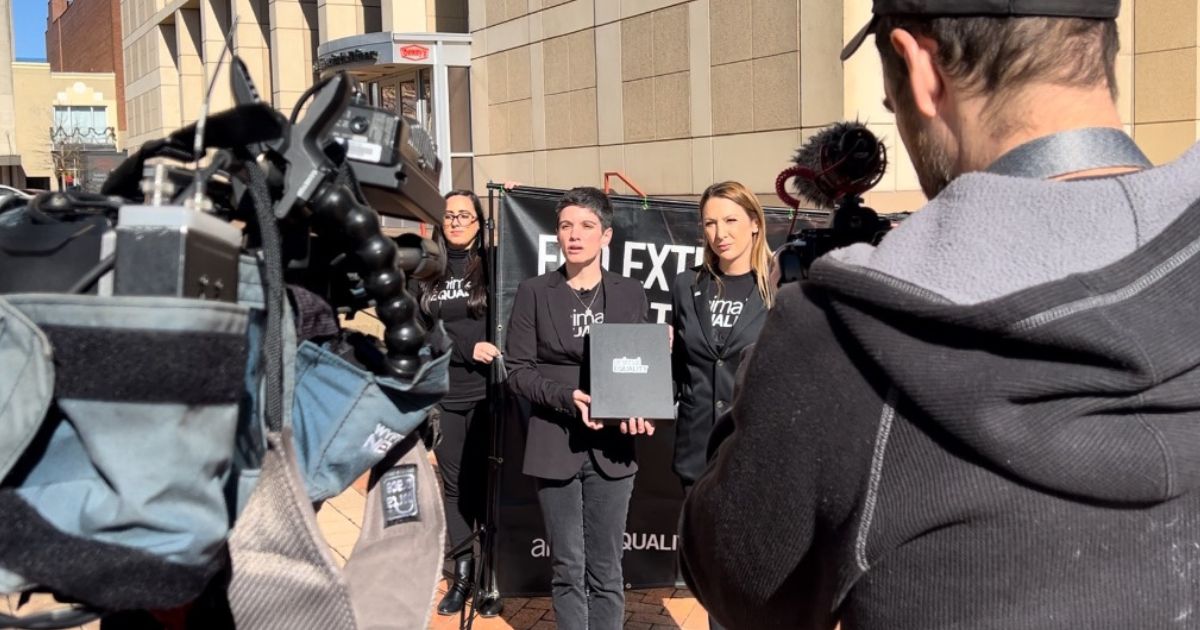 53.000 Voices for Animals enfrentan hostilidad en la sede de Denny’s