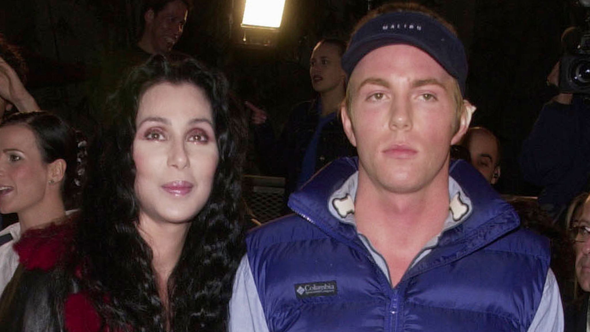 Cher solicita la tutela de su hijo Elijah