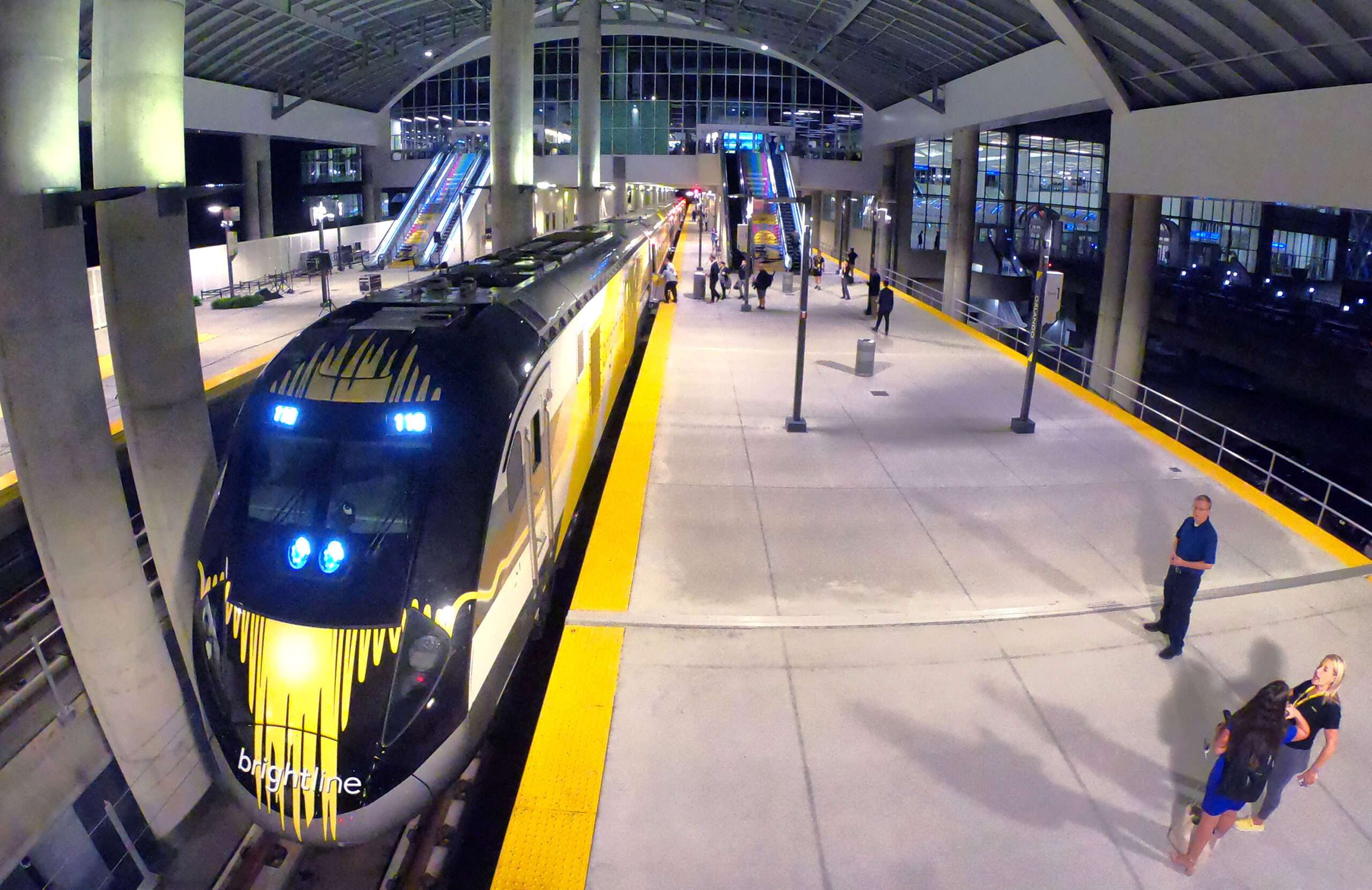 Estados Unidos toma un tren de alta velocidad hacia la quiebra