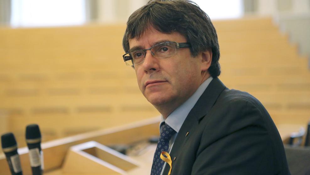 La controvertida ley de amnistía española para los separatistas catalanes supera el primer obstáculo en el Congreso tras un amargo debate