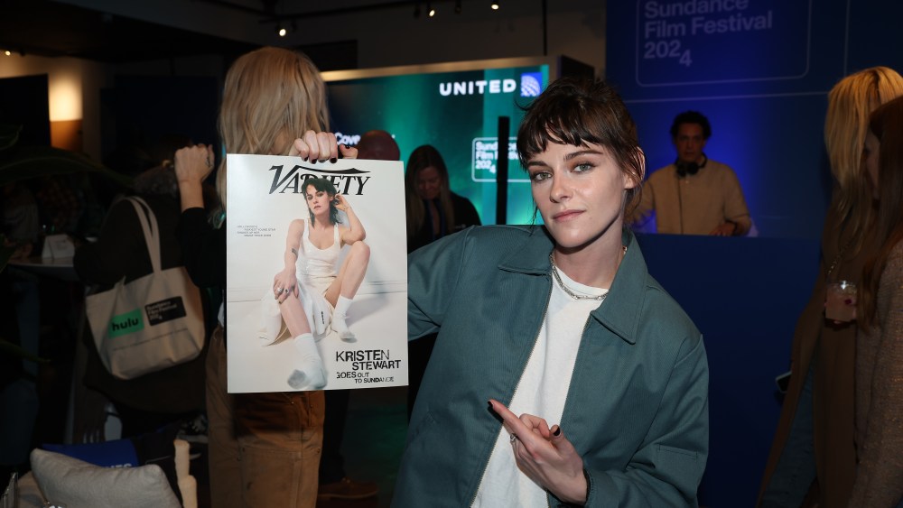 Kristen Stewart compró Beat Up de Jena Malone en el set Love Lies Bleeding