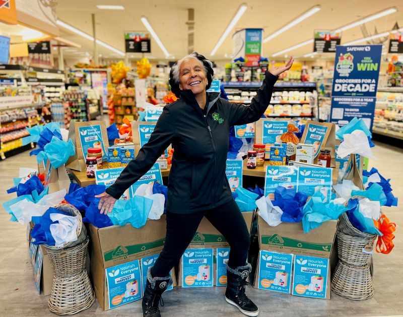 La división de Seattle de Albertsons Companies recaudó casi $ 3,4 millones en la campaña Nourish Everyone de 2023