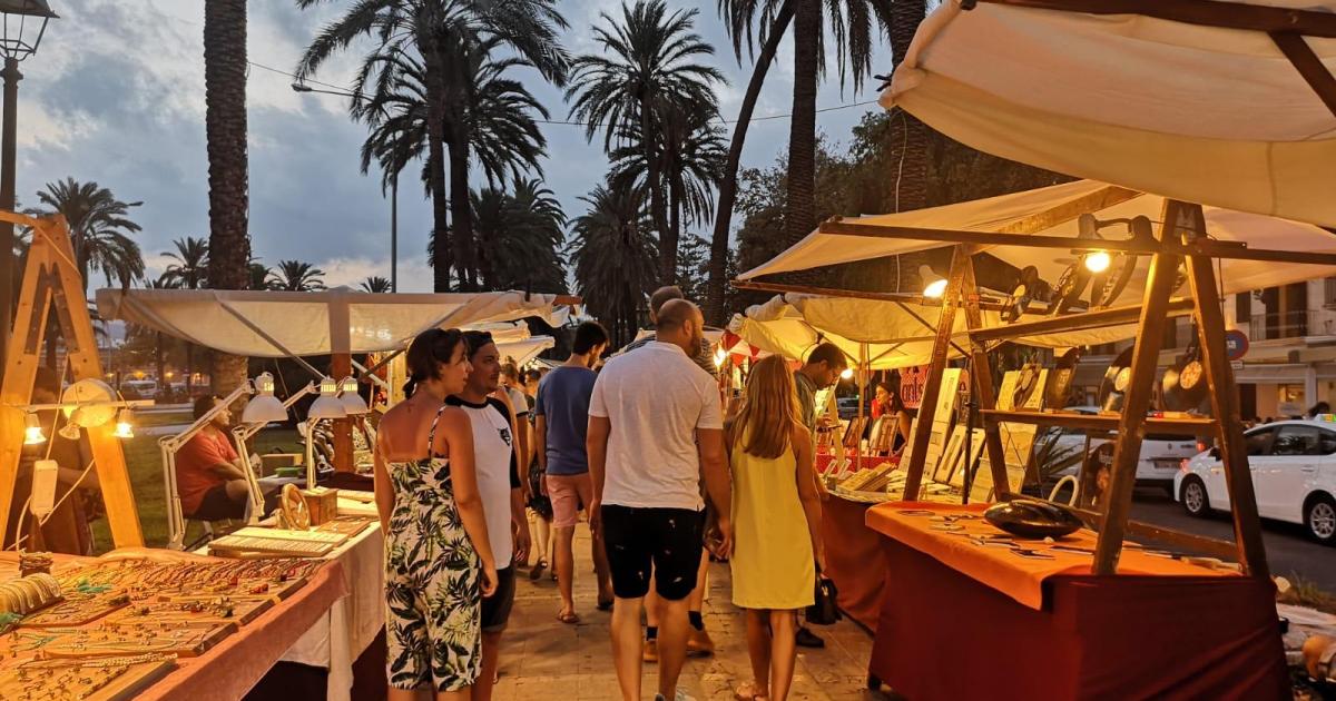 Mercados nocturnos de Mallorca en verano
