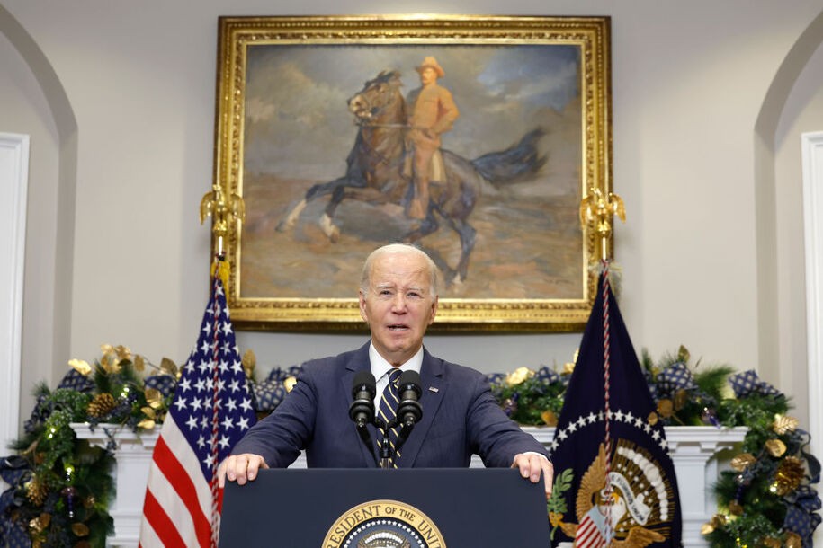 El primer anuncio de Biden no se anda con rodeos