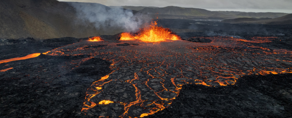 Una loca imagen satelital de la NASA revela una fuga de calor de las nuevas fisuras de Islandia: ScienceAlert