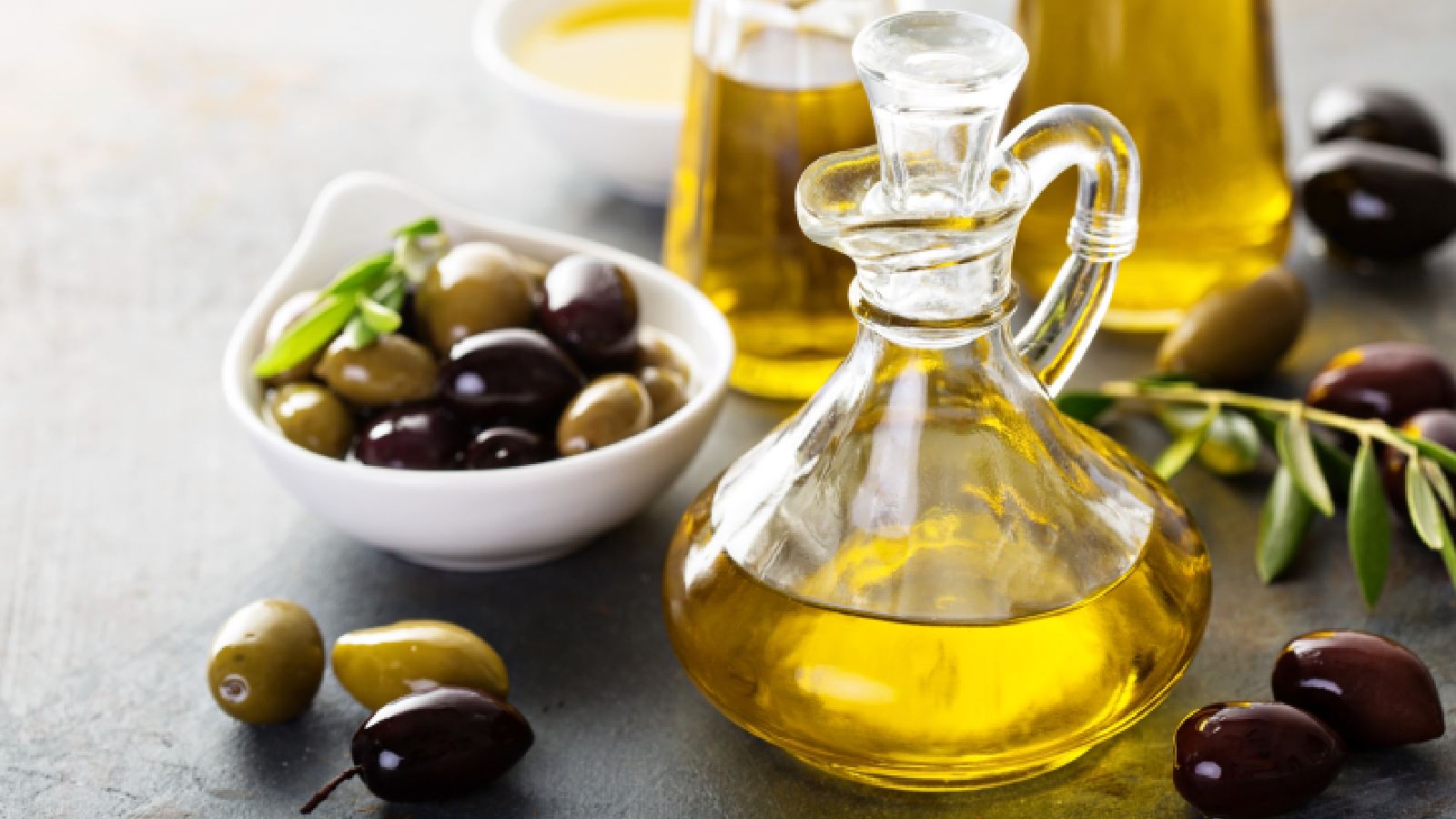 Desi Ghee Vs Aceite De Oliva Para Bajar De Peso: ¿Es Uno Mejor Que El Otro?