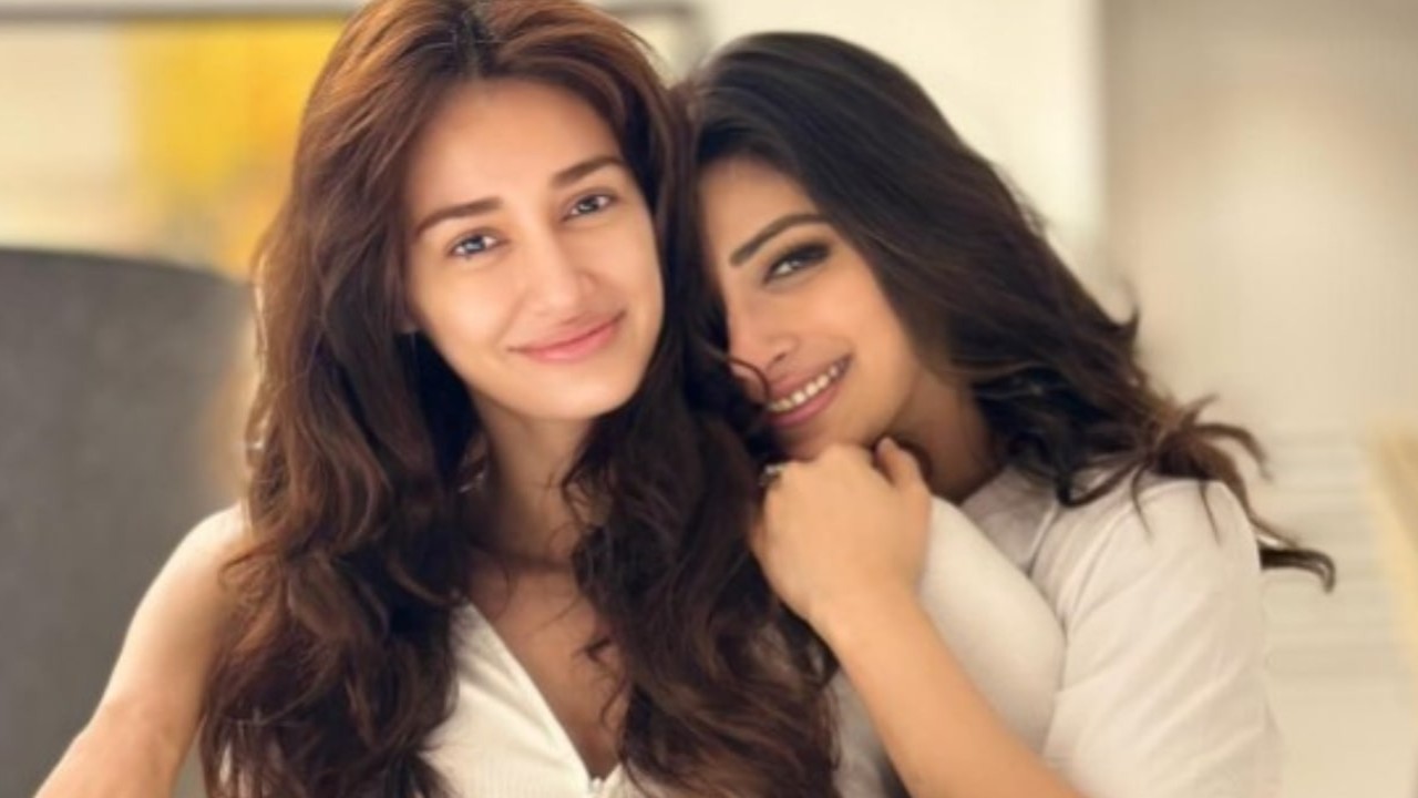 FOTOS: Disha Patani derrama corazones sobre su ‘para siempre’ mientras Mouni Roy la inunda con amor infinito