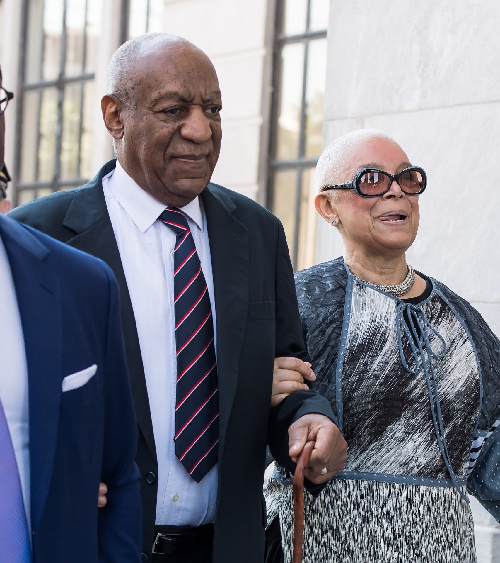 Bill Cosby está paranoico ante la idea de que él y su esposa puedan ser asesinados