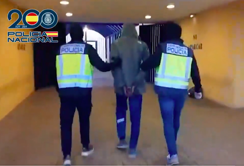 La policía desmantela una red de tráfico de personas en el aeropuerto de Bajaras ⋆ Metropolitano de Madrid