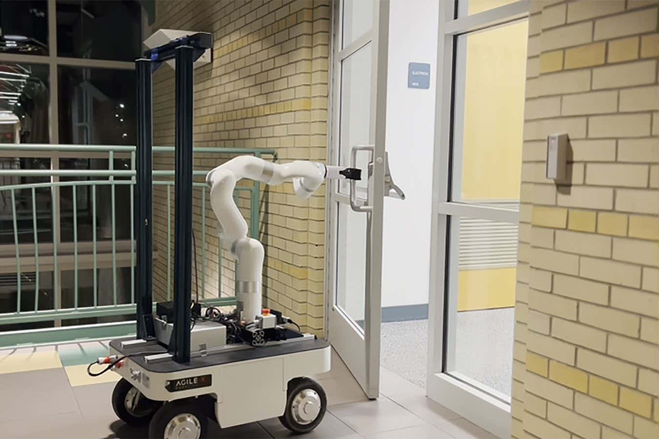 Este robot puede descubrir por sí solo cómo abrir casi cualquier puerta