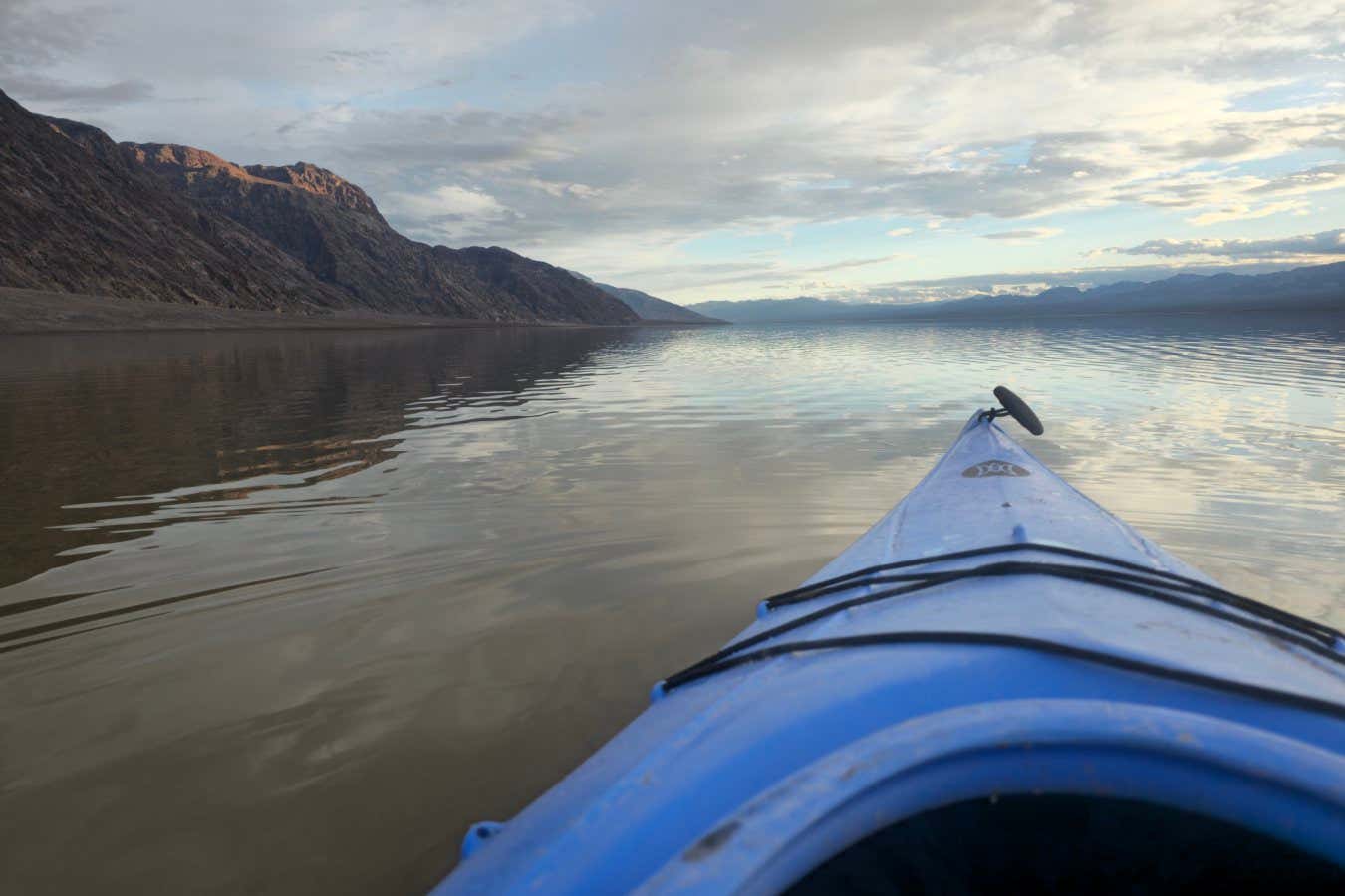 El ultraseco Valle de la Muerte tiene un lago temporal gracias a las lluvias extremas