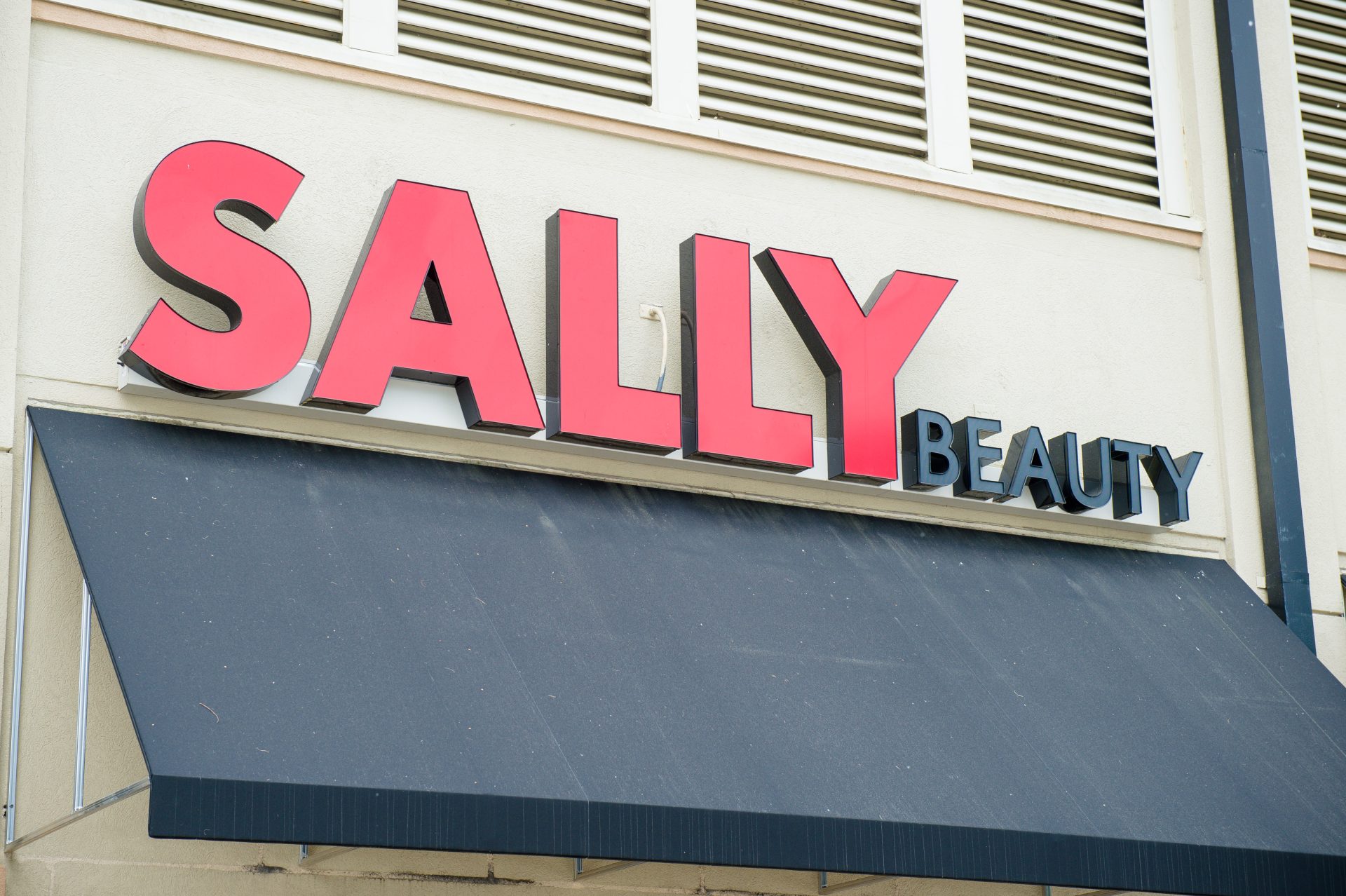 Sally Beauty recibe una reacción violenta debido a la eliminación de TikTok (MIRAR)